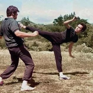 sparring Bruce lee et son élève 